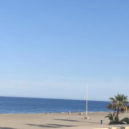 - Beachside With Pool, Wifi And Ac