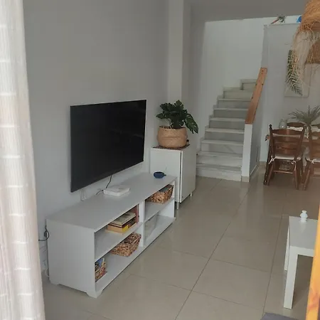 - Beachside With Pool, Wifi And Ac 维拉